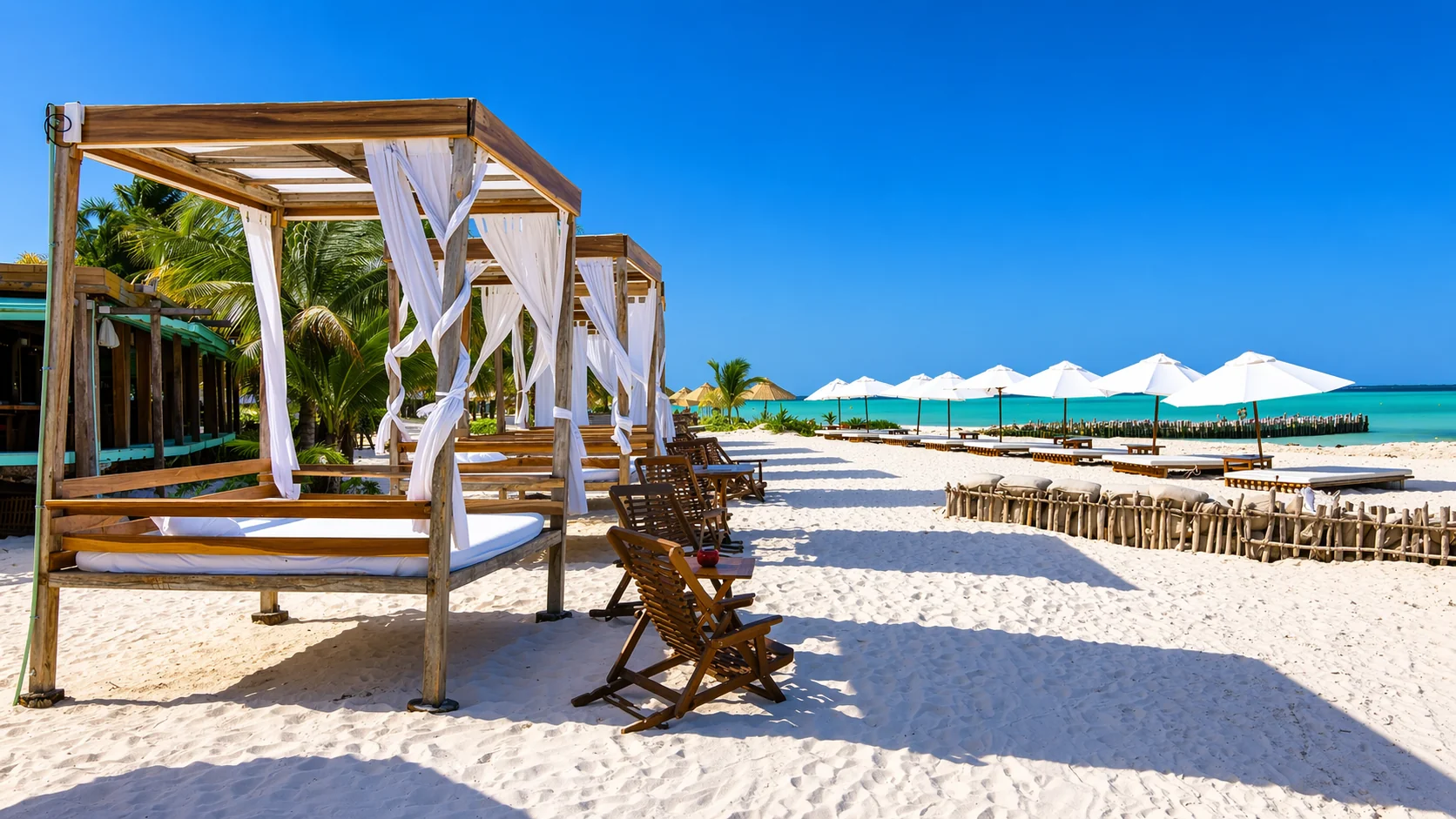 Beach atmosphere on Isla Mujeres